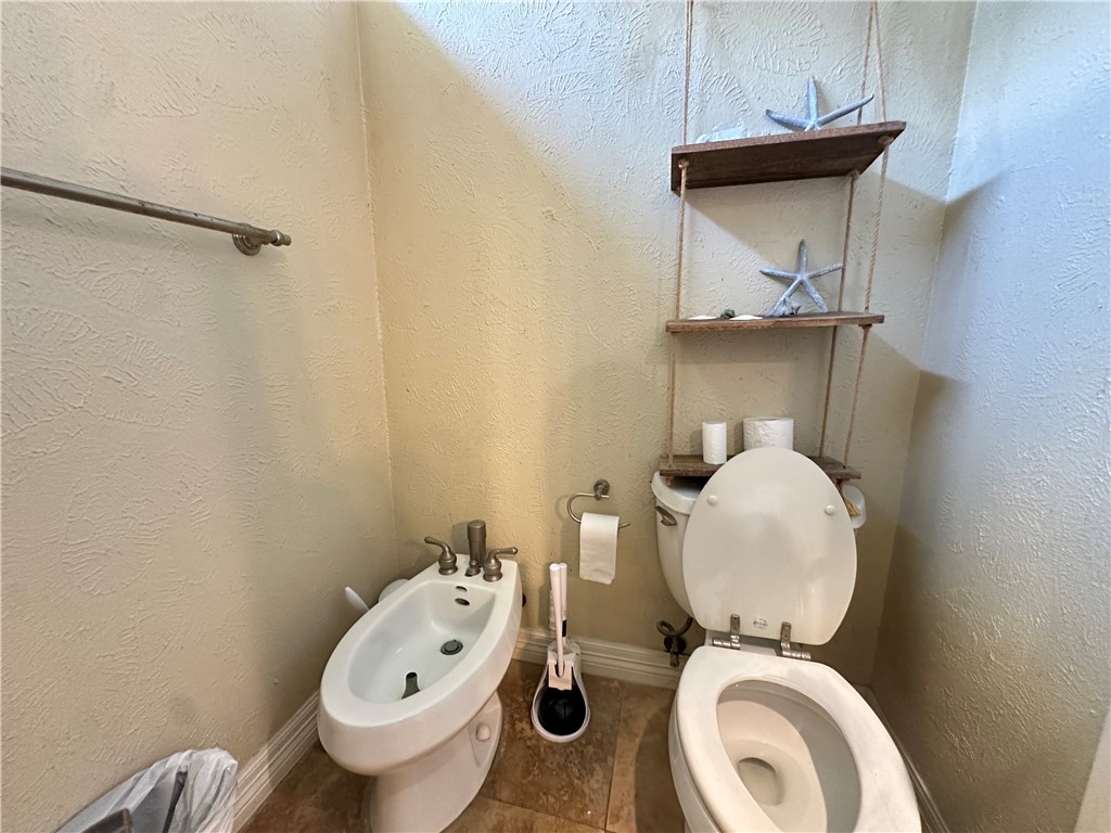 130 Causeway St Property Photo 19