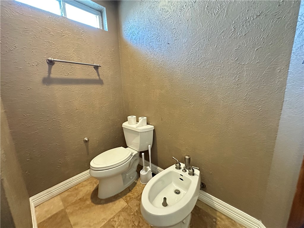 130 Causeway St Property Photo 32