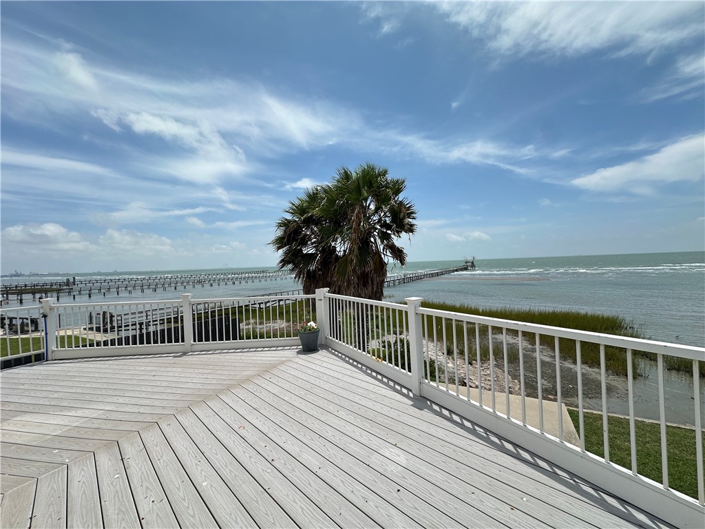 130 Causeway St Property Photo 36