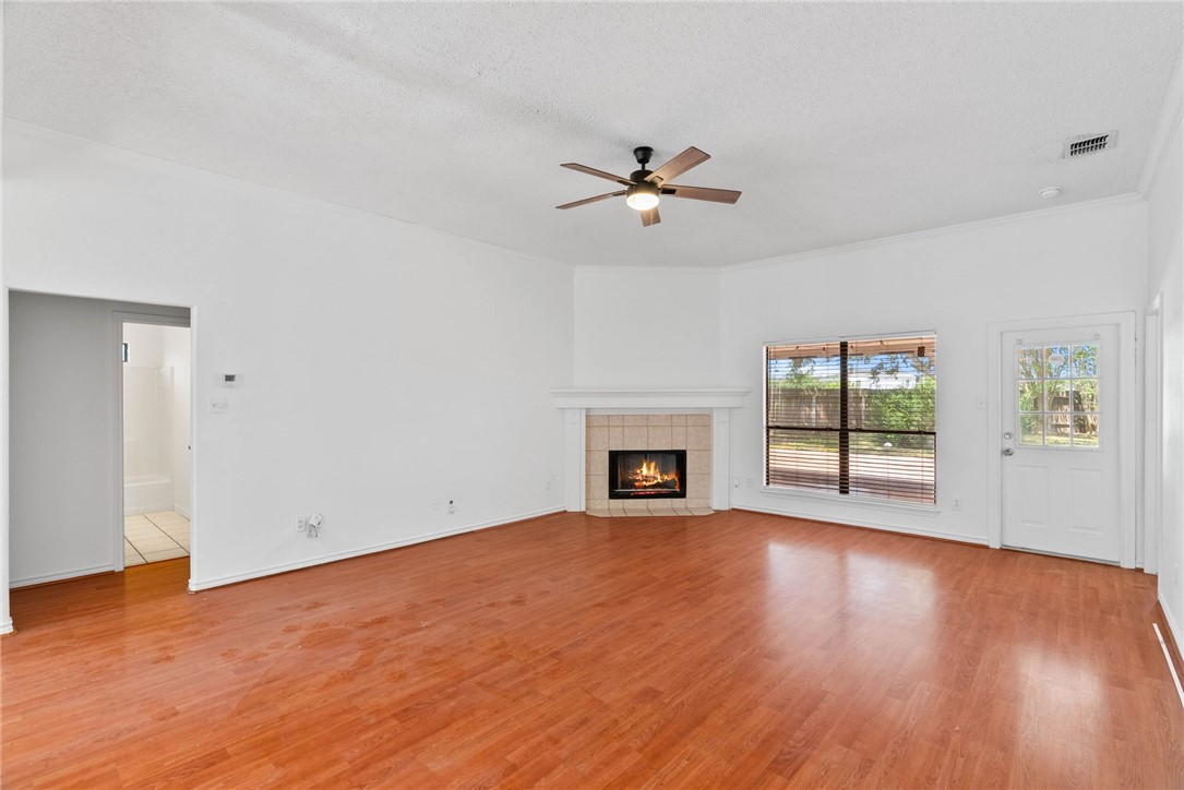 6234 Jessica Dr Property Photo 5
