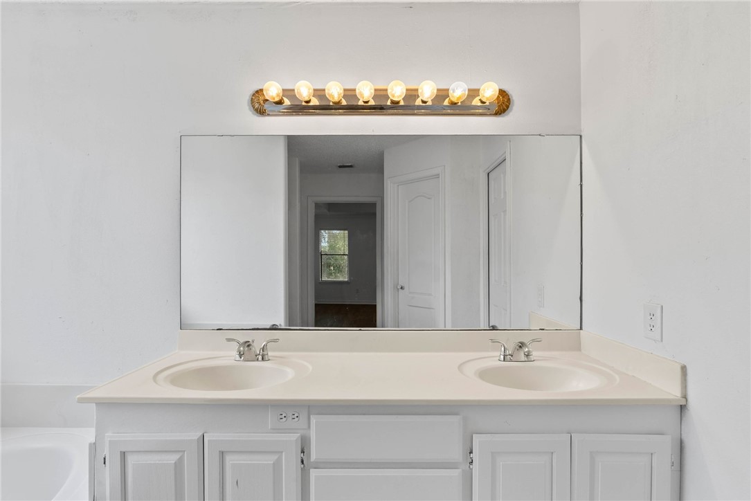 6234 Jessica Dr Property Photo 12