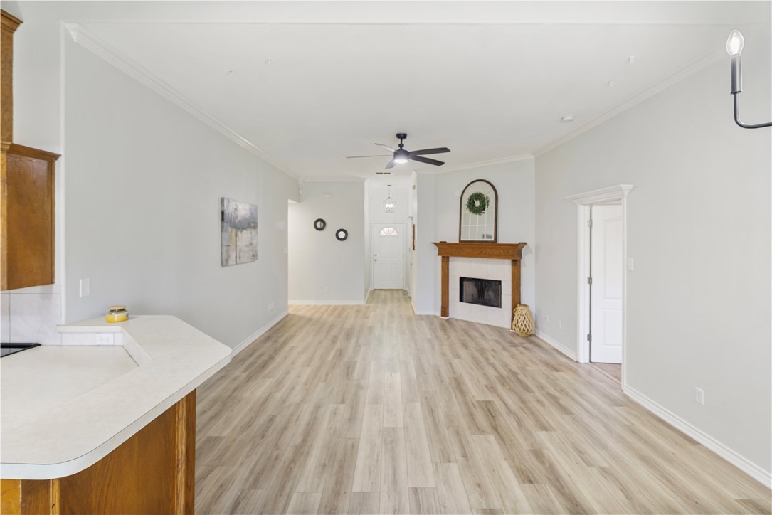 7925 Rock Crest Dr Property Photo 6