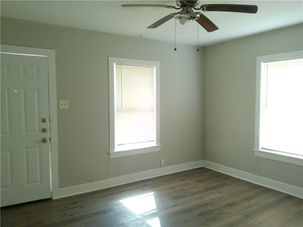 1559 18th St Property Photo 3