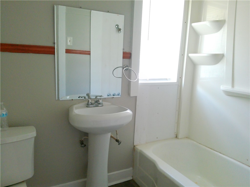 1559 18th St Property Photo 9