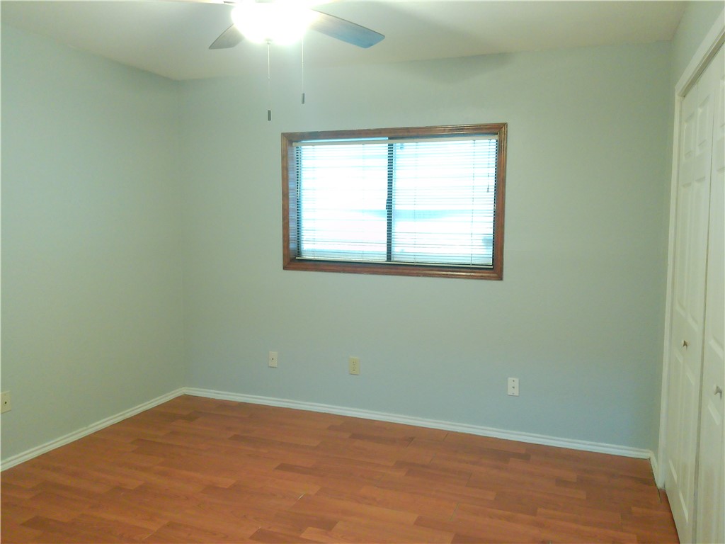 5230 Edinburg Cir Property Photo 11