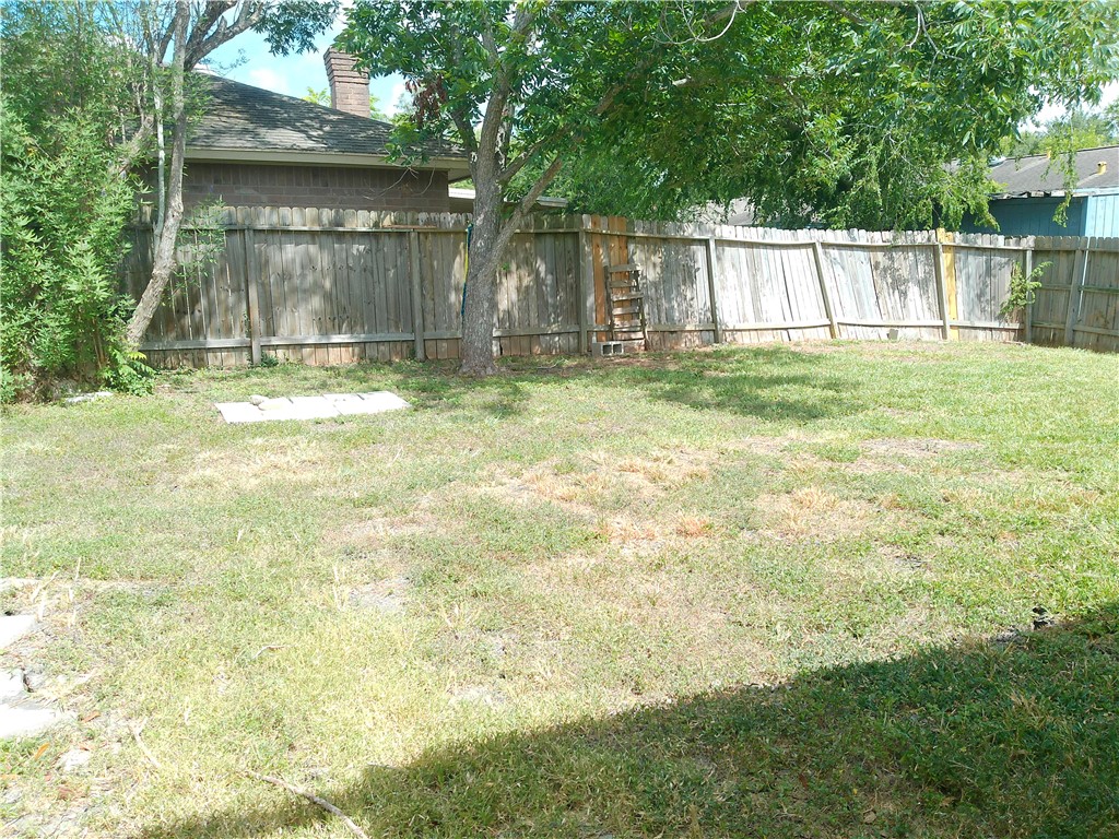 5230 Edinburg Cir Property Photo 17