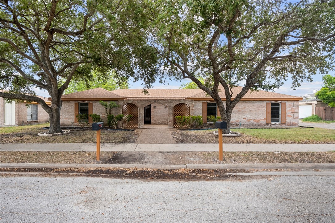 5009 Wingfoot B Property Photo 1