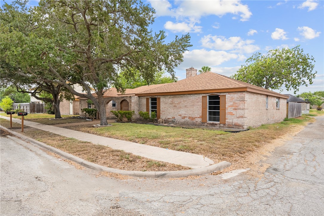 5009 Wingfoot B Property Photo 3