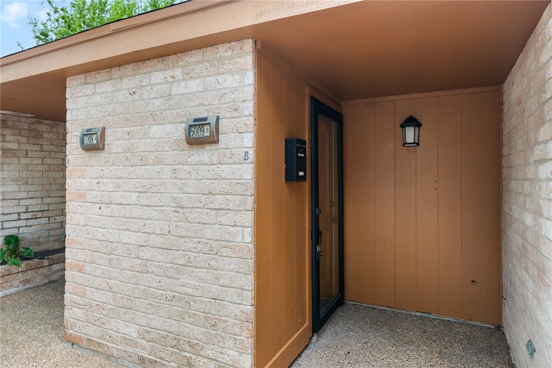 5009 Wingfoot B Property Photo 4