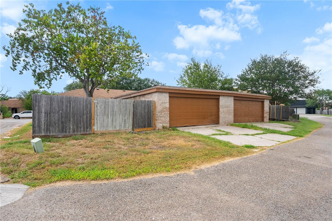 5009 Wingfoot B Property Photo 25