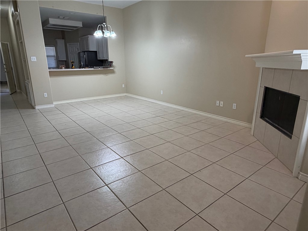 15210 Cruiser St B Property Photo 2