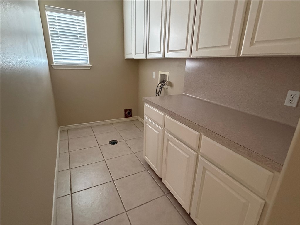 15210 Cruiser St B Property Photo 8