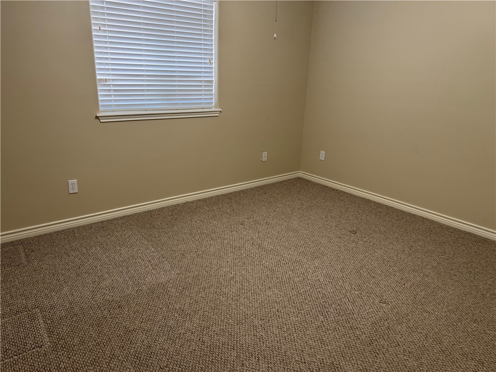 15210 Cruiser St B Property Photo 10