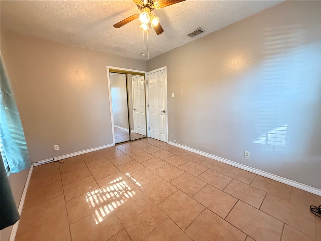 1708 Crosby St Property Photo 13