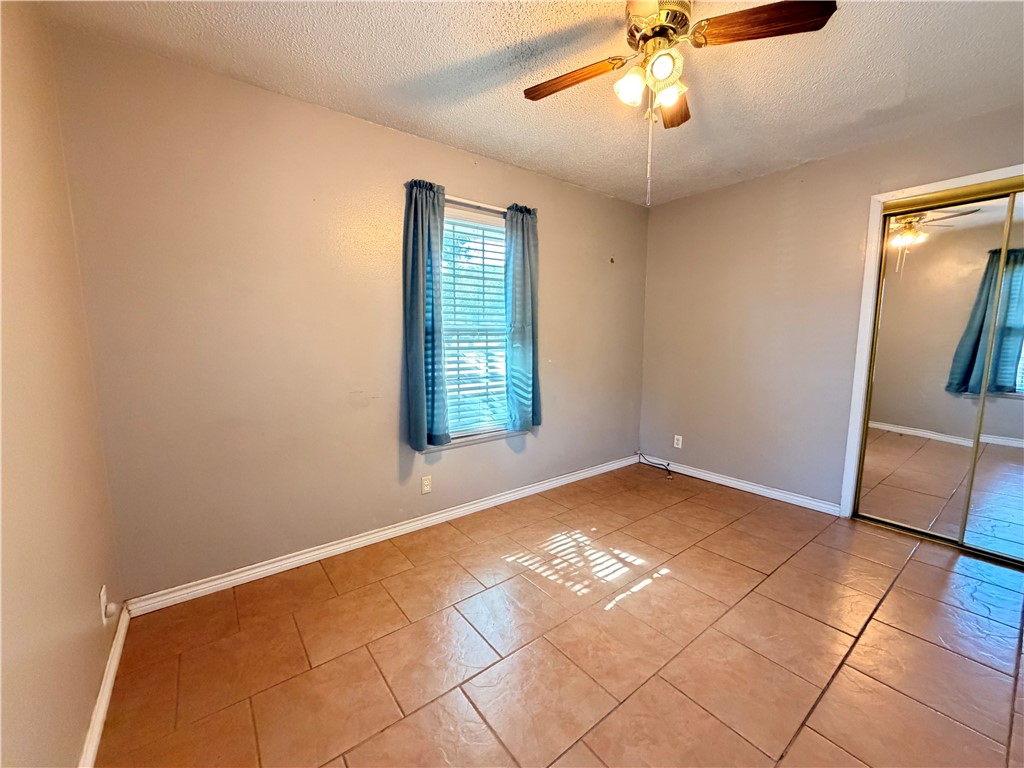 1708 Crosby St Property Photo 14