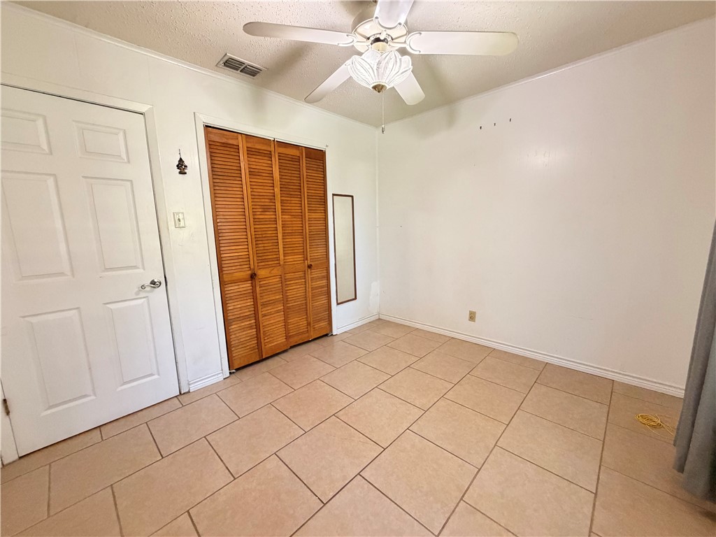 1708 Crosby St Property Photo 21