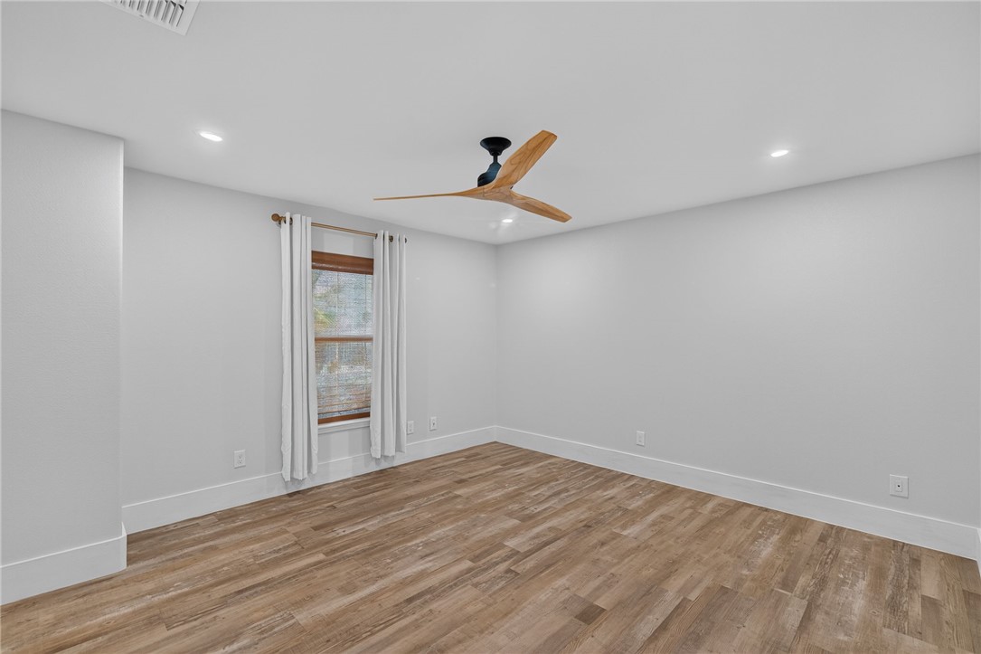 15309 Beaufort Ct Property Photo 24