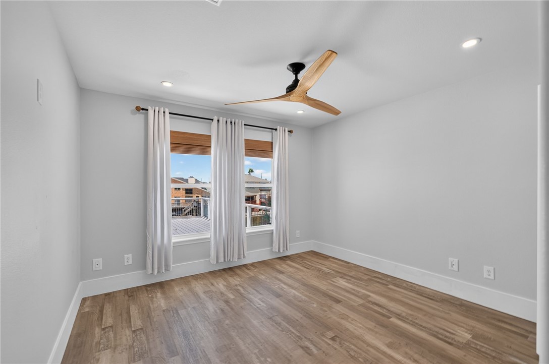15309 Beaufort Ct Property Photo 27