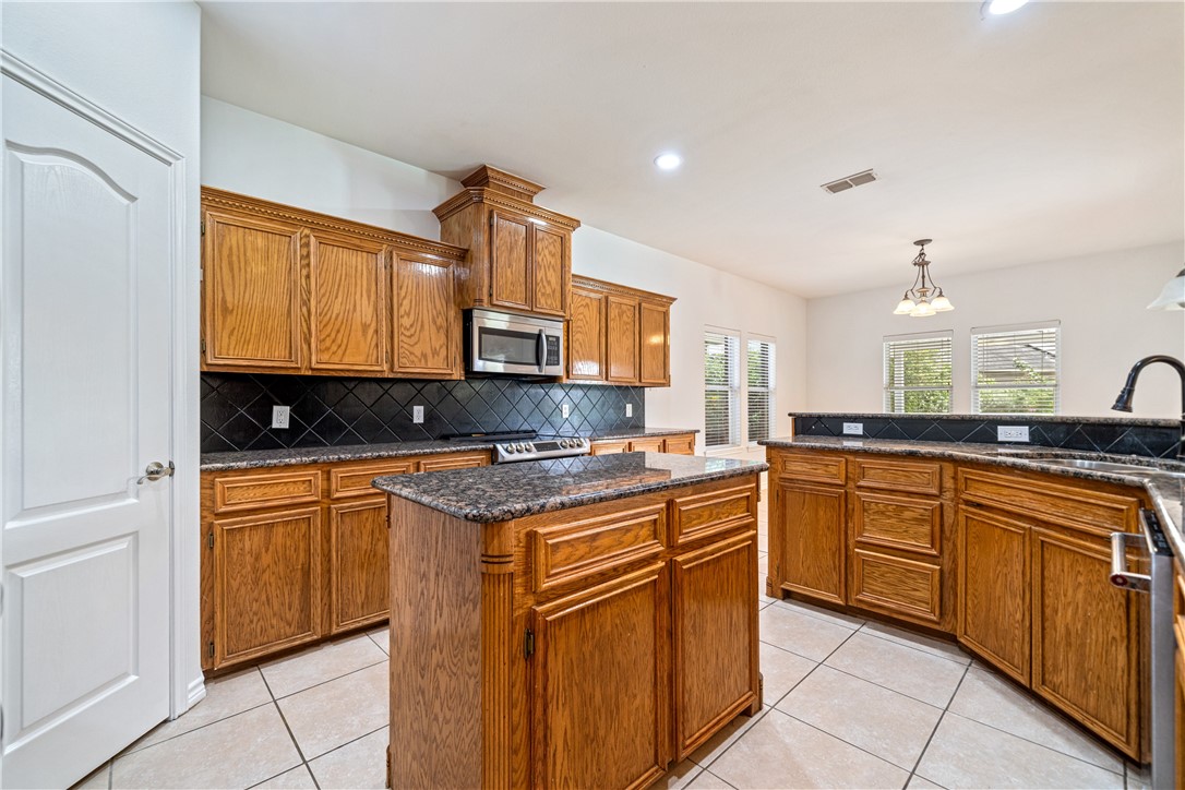 6522 Picante Dr Property Photo 13