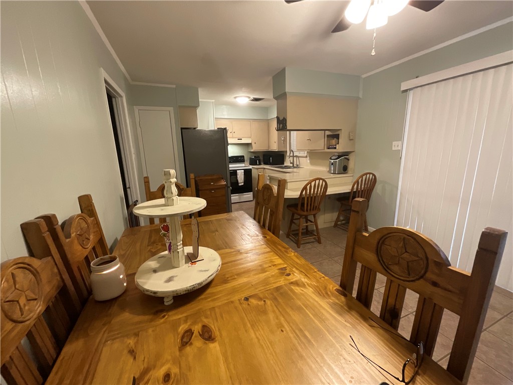 1705 Denver Property Photo 9