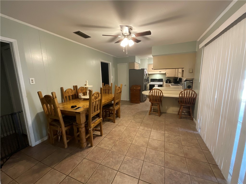 1705 Denver Property Photo 10