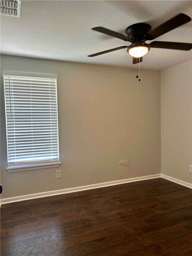 5801 Woodhaven Dr Property Photo 12