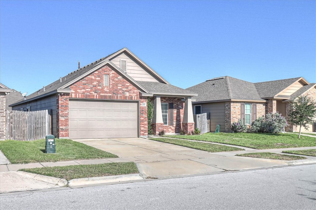 2217 Ibis St Property Photo 2