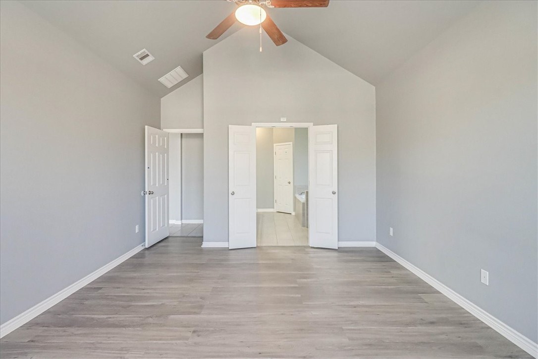2217 Ibis St Property Photo 20