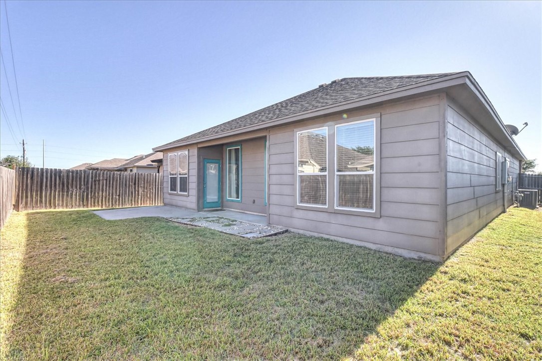 2217 Ibis St Property Photo 38