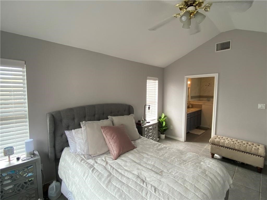 13998 Jacktar St Property Photo 9