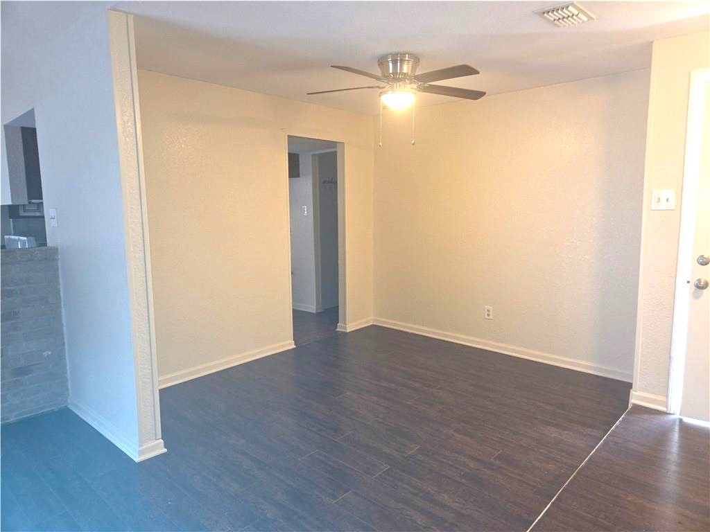 3734 Honey Creek Dr Property Photo 3