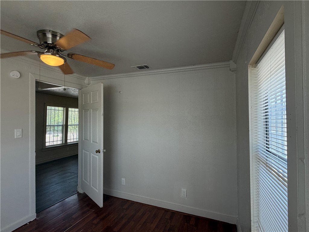 200 Clemmer St A Property Photo 10