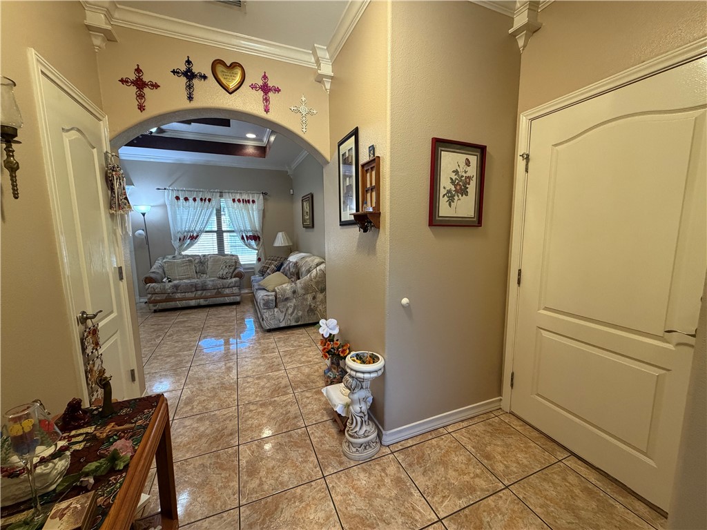 2802 Yeager Dr Property Photo 6