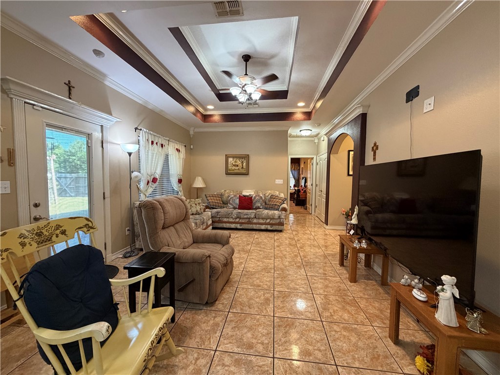 2802 Yeager Dr Property Photo 7