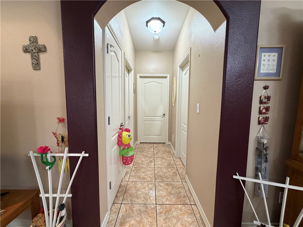 2802 Yeager Dr Property Photo 27