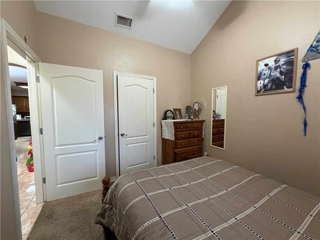 2802 Yeager Dr Property Photo 29