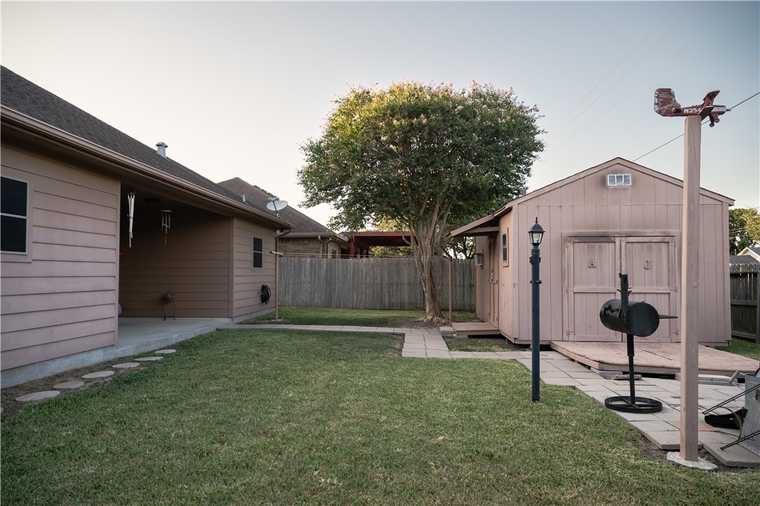 2802 Yeager Dr Property Photo 33
