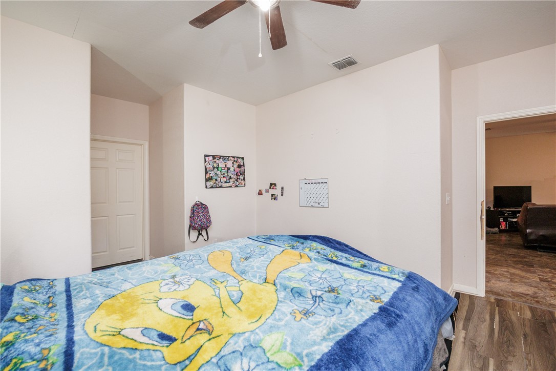 341 Woodlawn St Property Photo 16