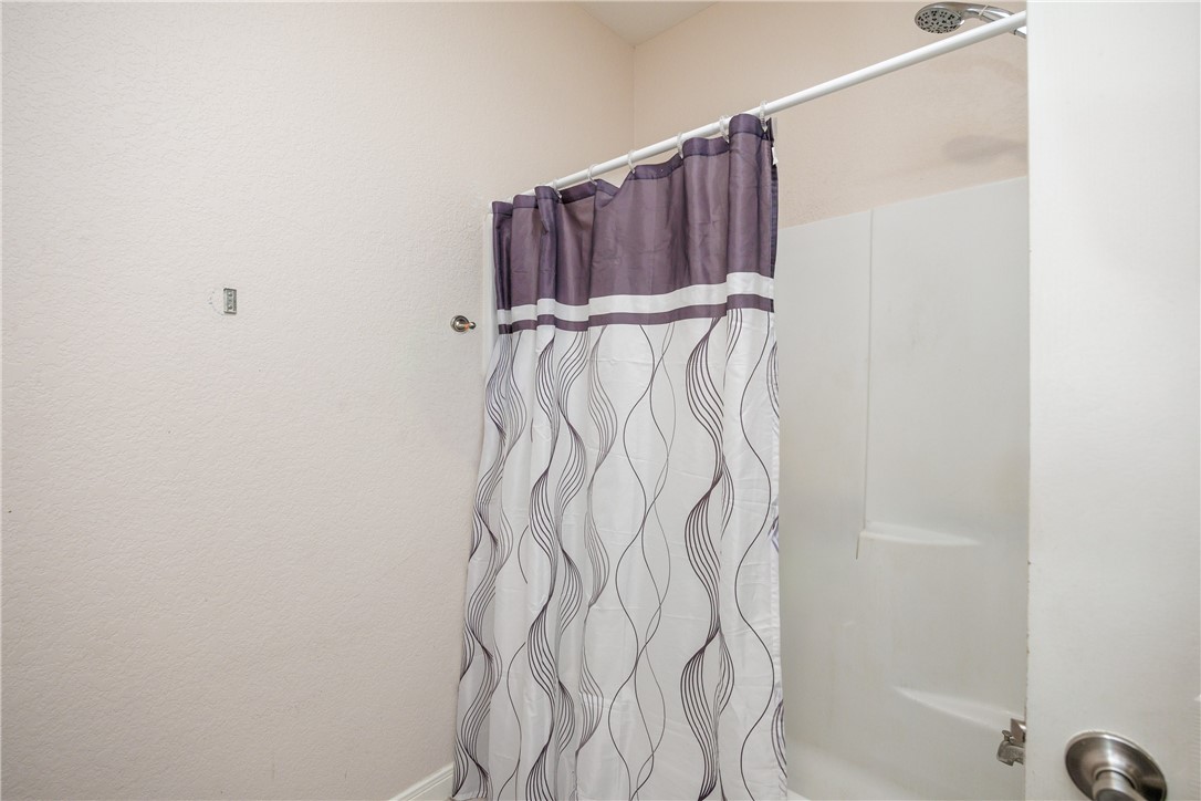 341 Woodlawn St Property Photo 24