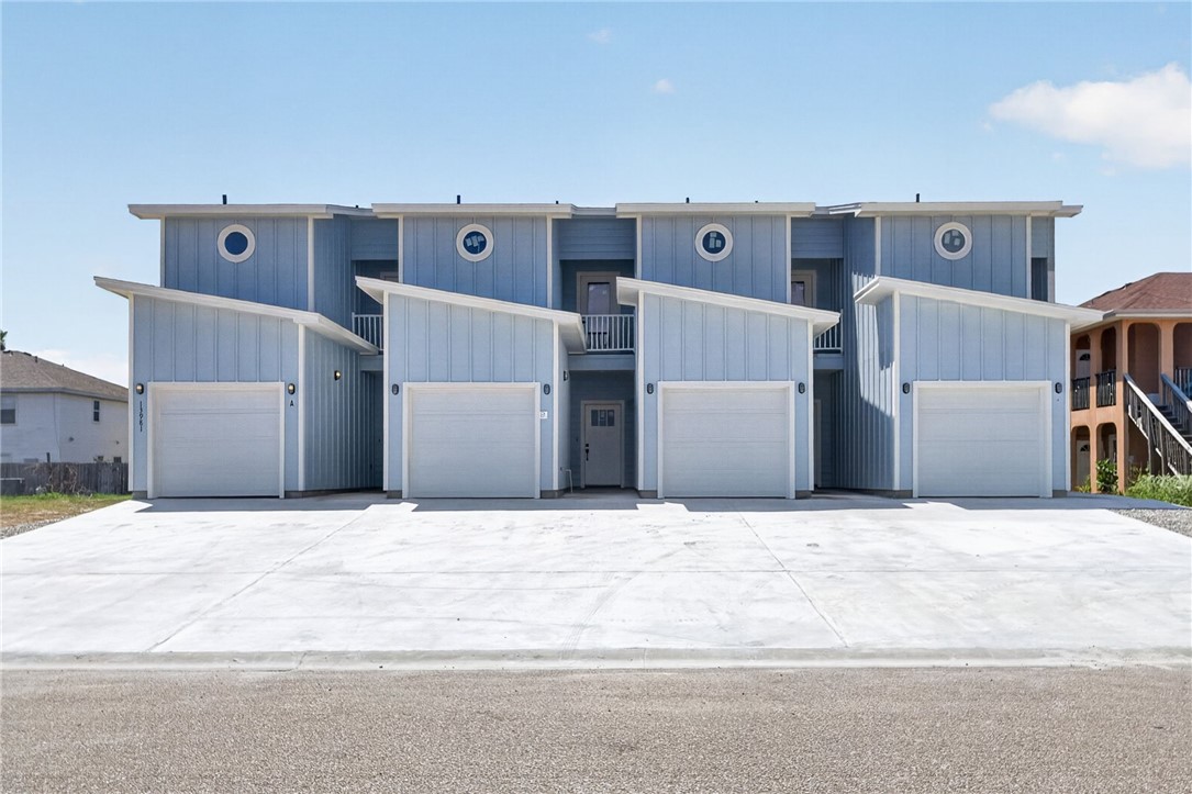 13981 Ports O Call Dr Property Photo 1