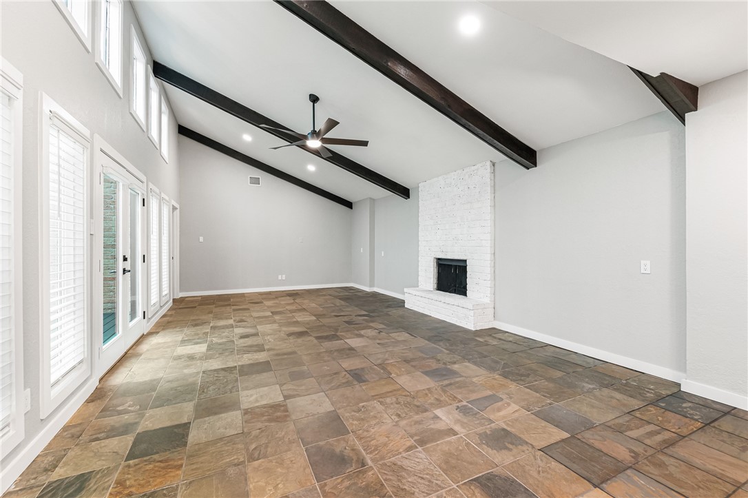 5038 Crestwick Property Photo 4