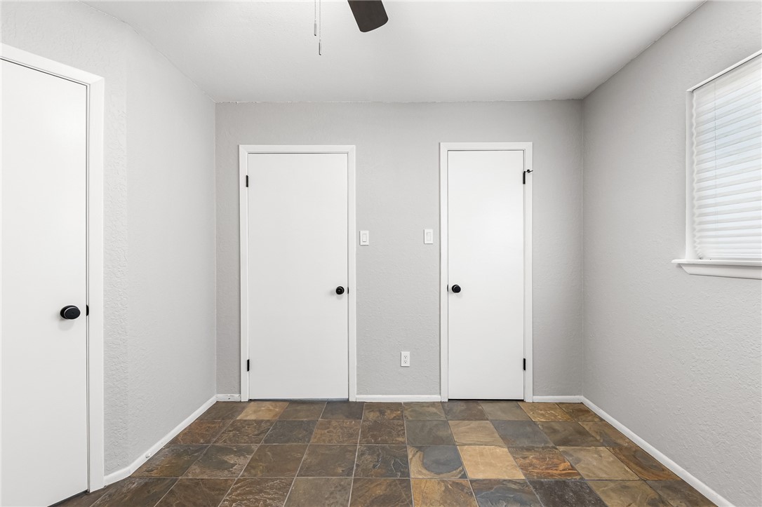 5038 Crestwick Property Photo 12