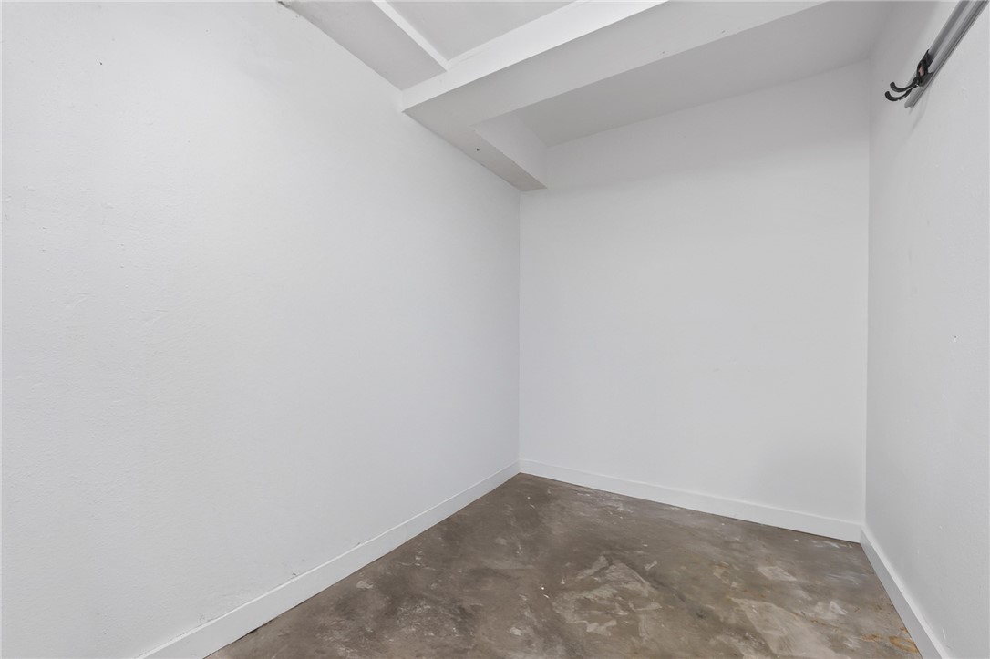 302 Easy B Property Photo 21