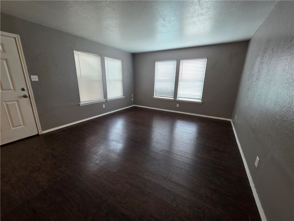 659 Redwood Ave 759 #1 Property Photo 5