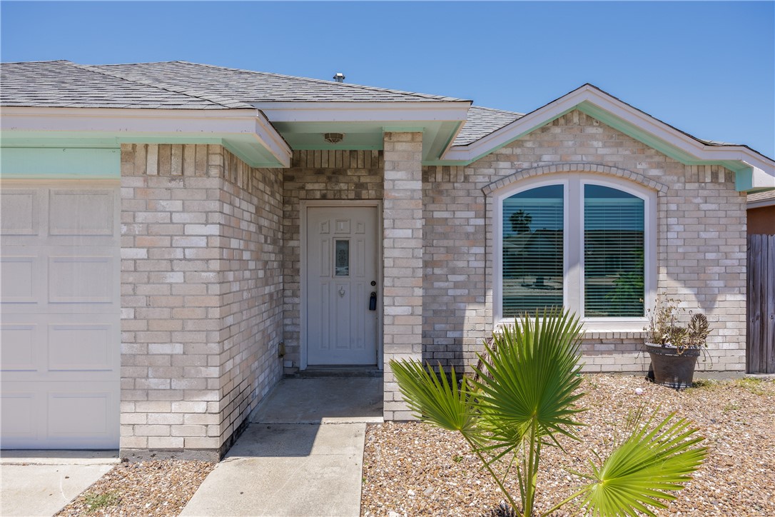 13834 Flintlock Dr Property Photo 2