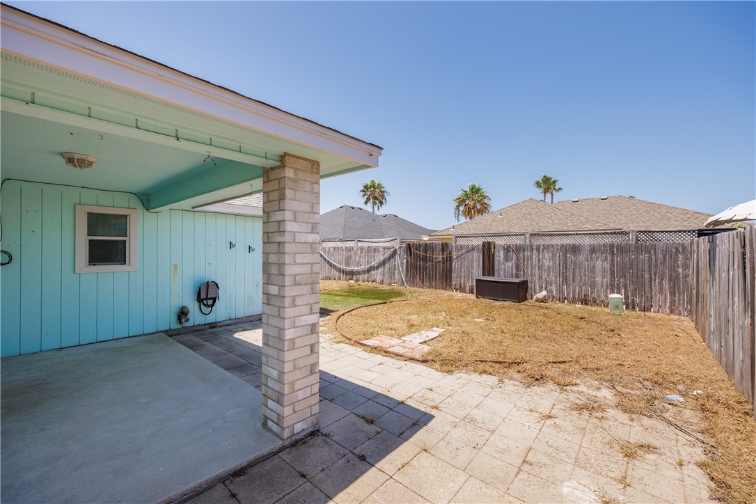 13834 Flintlock Dr Property Photo 8