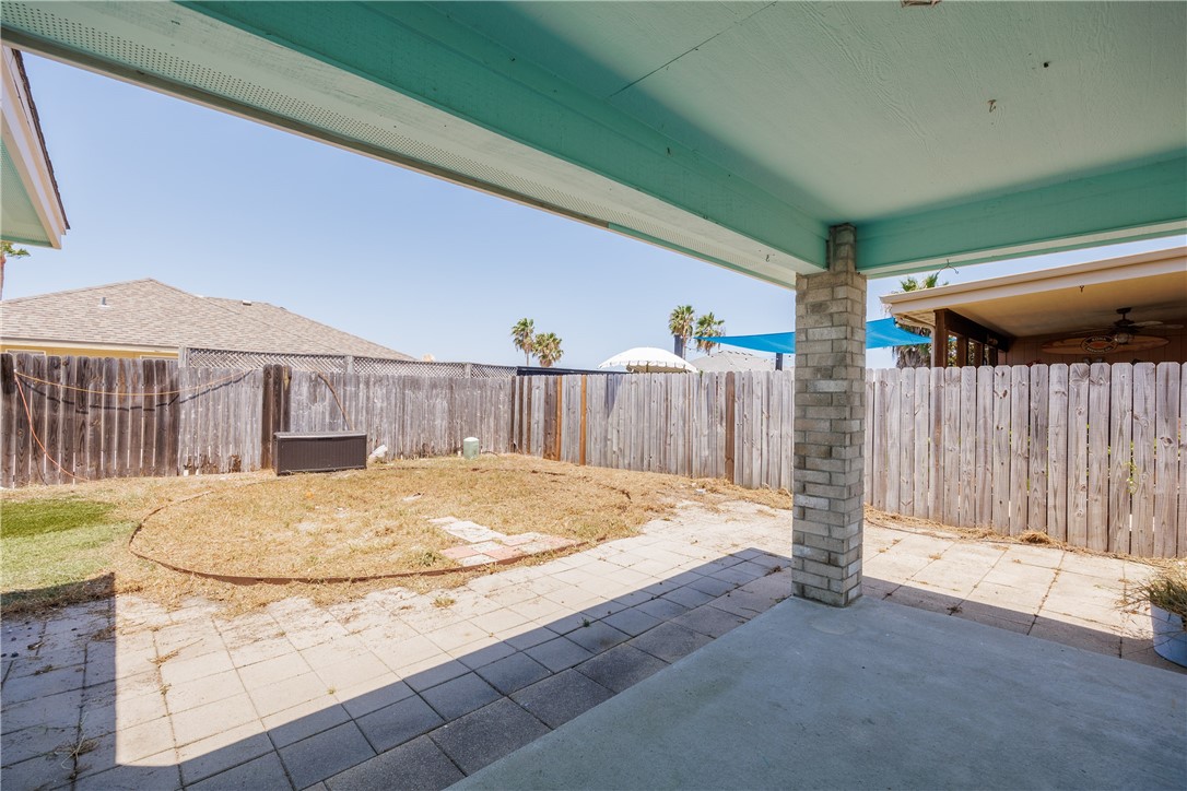 13834 Flintlock Dr Property Photo 9