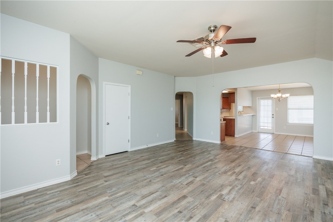 13834 Flintlock Dr Property Photo 16