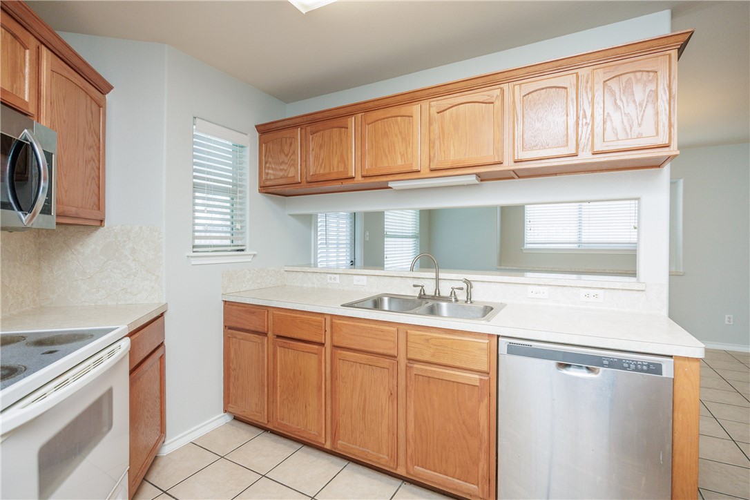 13834 Flintlock Dr Property Photo 25