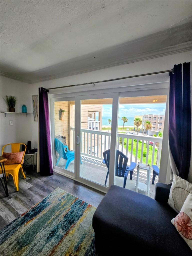 3938 Surfside Blvd 3330 Property Photo 4